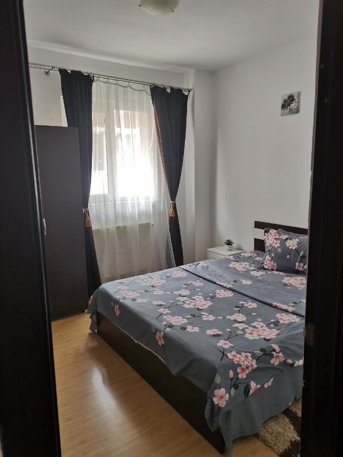 Apartament Maria Флорешть Екстер'єр фото