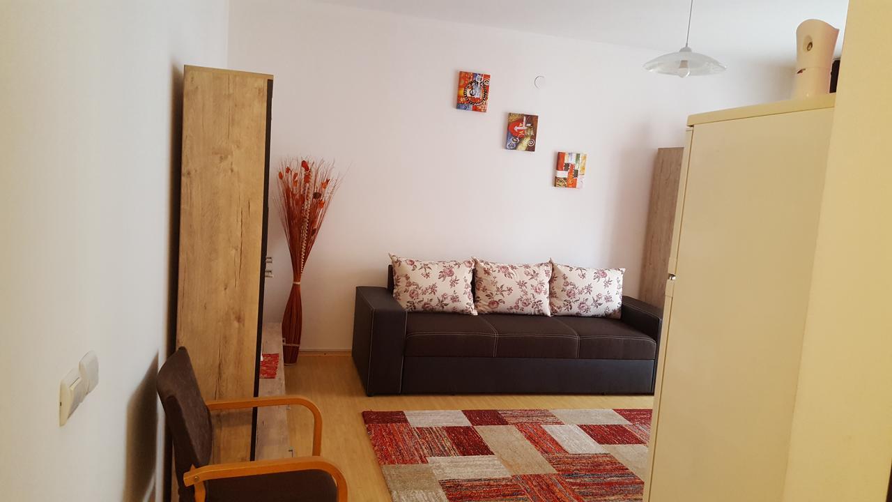 Apartament Maria Флорешть Екстер'єр фото